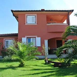 https://villa-ancora-medulin.pula-hotels.org